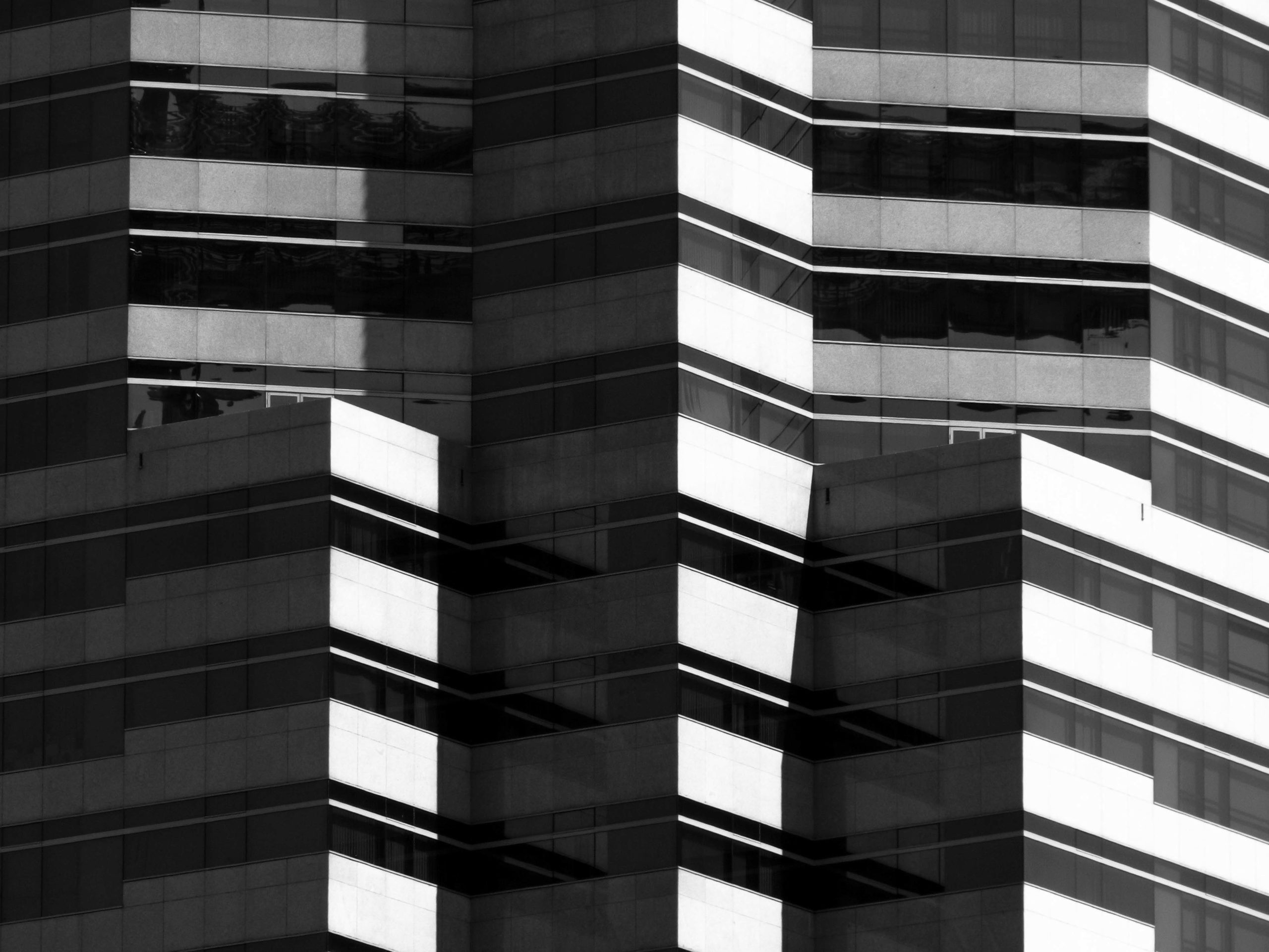 A black and white photo of some buildings